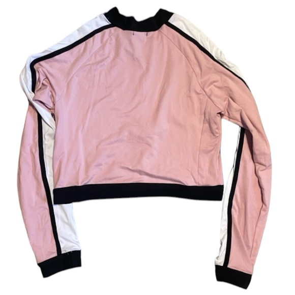 3/$20 Rue 21 crop top - Picture 2 of 4